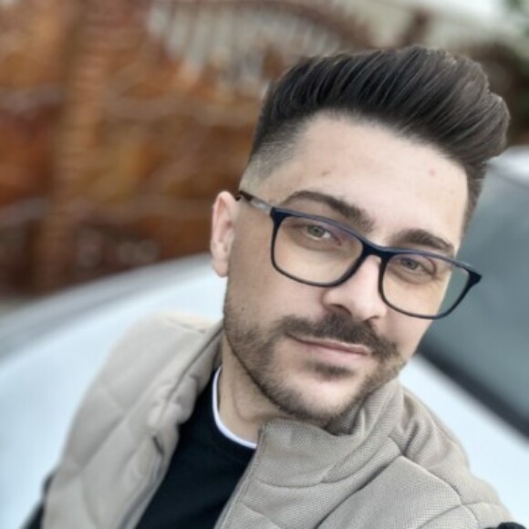 Profile picture of Ionuț Mădălin